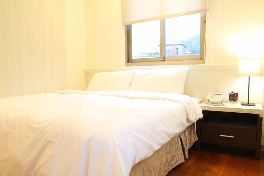 Phoenix Sun Flower Valley Resort Taipei Extérieur photo