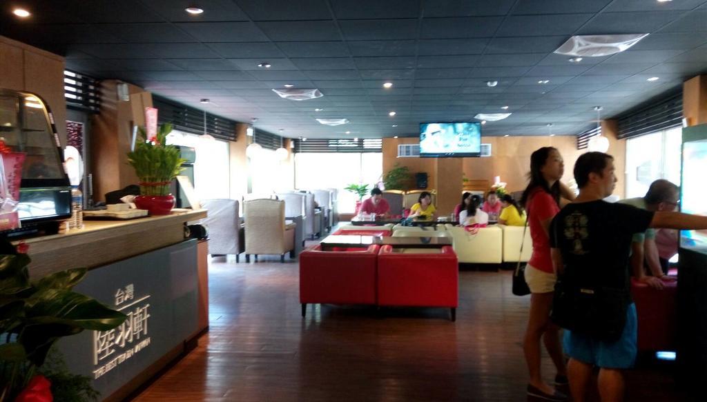 Phoenix Sun Flower Valley Resort Taipei Extérieur photo