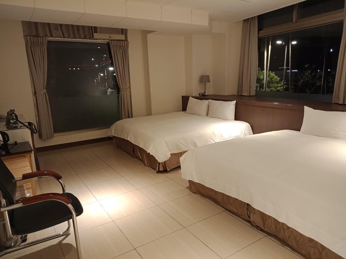 Phoenix Sun Flower Valley Resort Taipei Extérieur photo